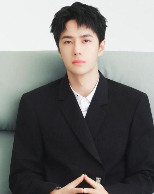 娱乐吃瓜男星推荐老婆,男星心选贤妻，揭秘明星夫妻甜蜜日常