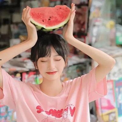 娱乐吃瓜头像女生,揭秘娱乐圈美女吃瓜头像背后的故事