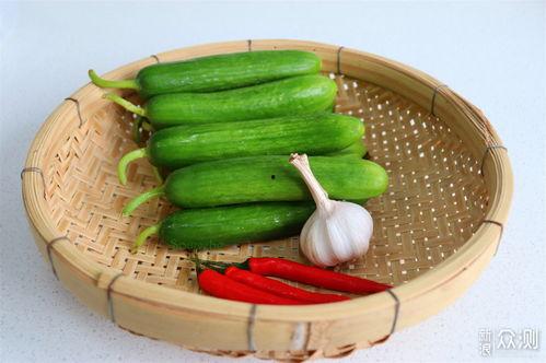 娱乐随拍吃瓜,随拍吃瓜，揭秘明星生活点滴